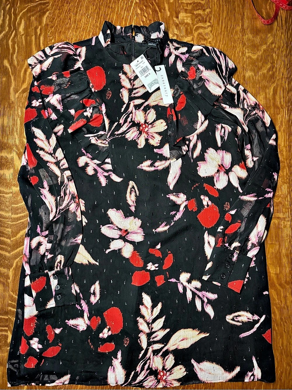 Sanctuary Floral babydoll dress Size Small NWT